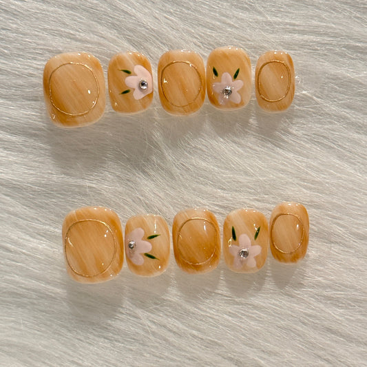 Handmade Amber Floral Gold Metalic Press On Nails | Elegant Japanese Nails |