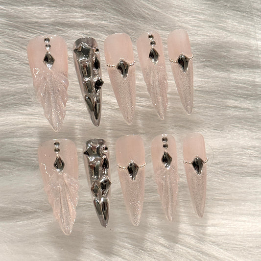 Handmade Silver Shell Nude Press On Nails | Nude Nails | Metal Nails | Y2K Style Nails